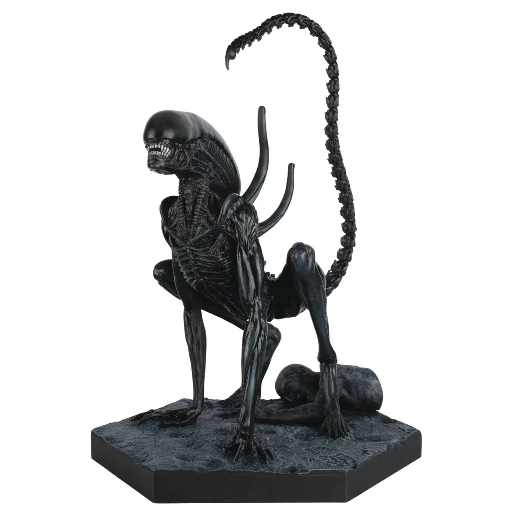 Alien: Covenant - Xenomorph Statue Figure (11.8") - Eaglemoss - The Alien & Predator Figurine Collection Series - Image 3