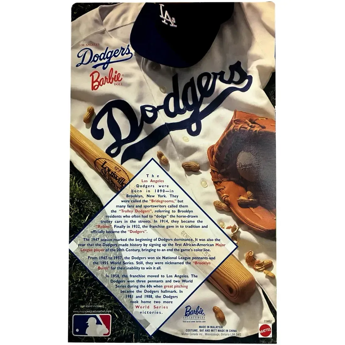 Barbie [MLB] - Los Angeles Dodgers Barbie Doll (Collector Edition) - Mattel - Barbie Collectibles Series (1999) - Image 2