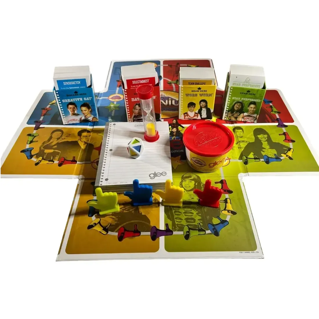 Cranium: Glee Edition - Party TV/Music Board Game for Family, and Adults (4+ Players, Age 18+) - USAopoly - Image 4