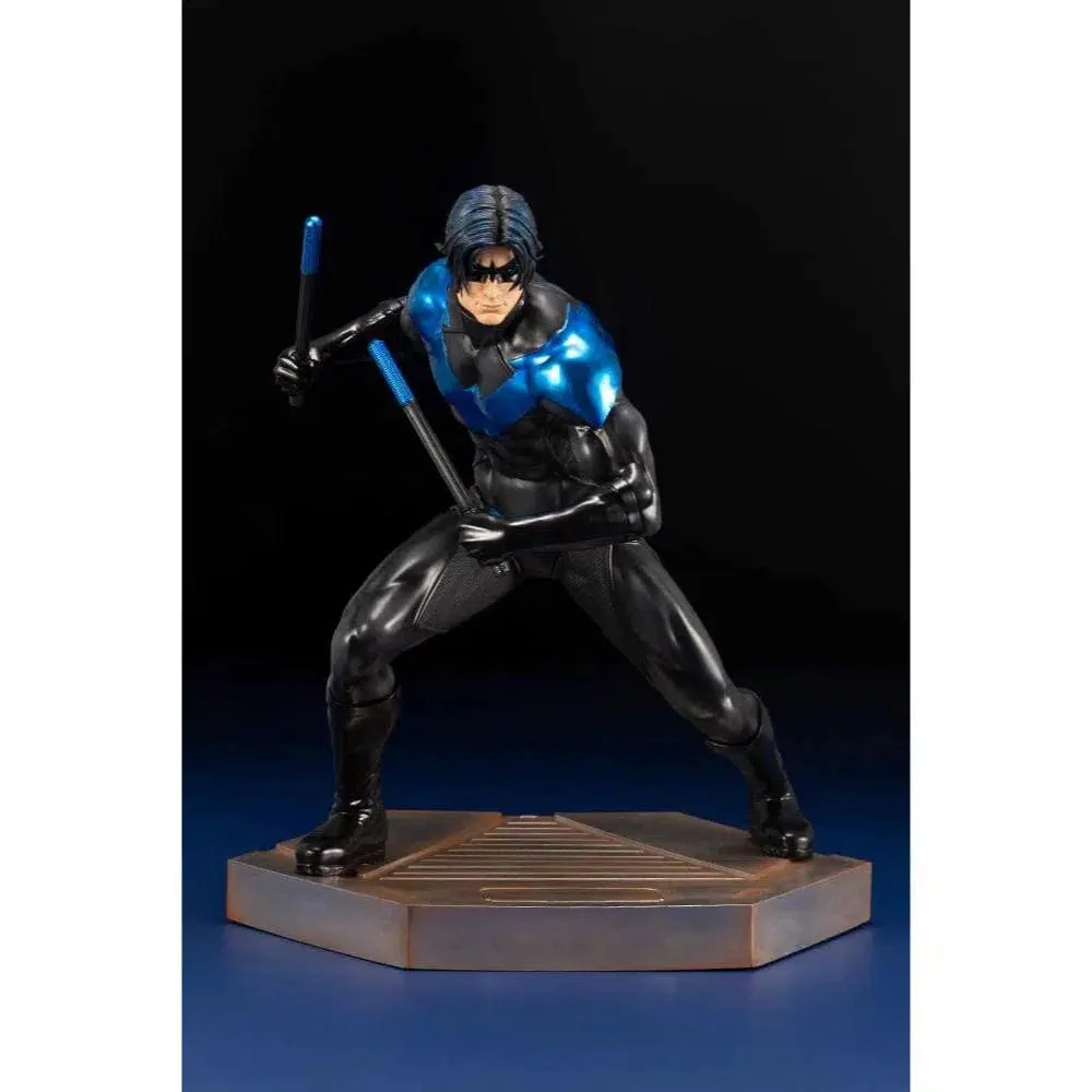 DC Comics [Titans] - Nightwing Figure (1:6 Scale) - Kotobukiya - ArtFX Series - Image 4