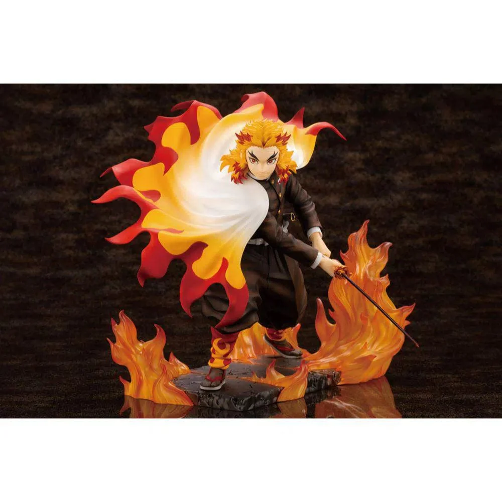 Demon Slayer - Flame Breathing Kyojuro Rengoku Figure (1:8 Scale) - Kotobukiya - ArtFX J Series - Image 3