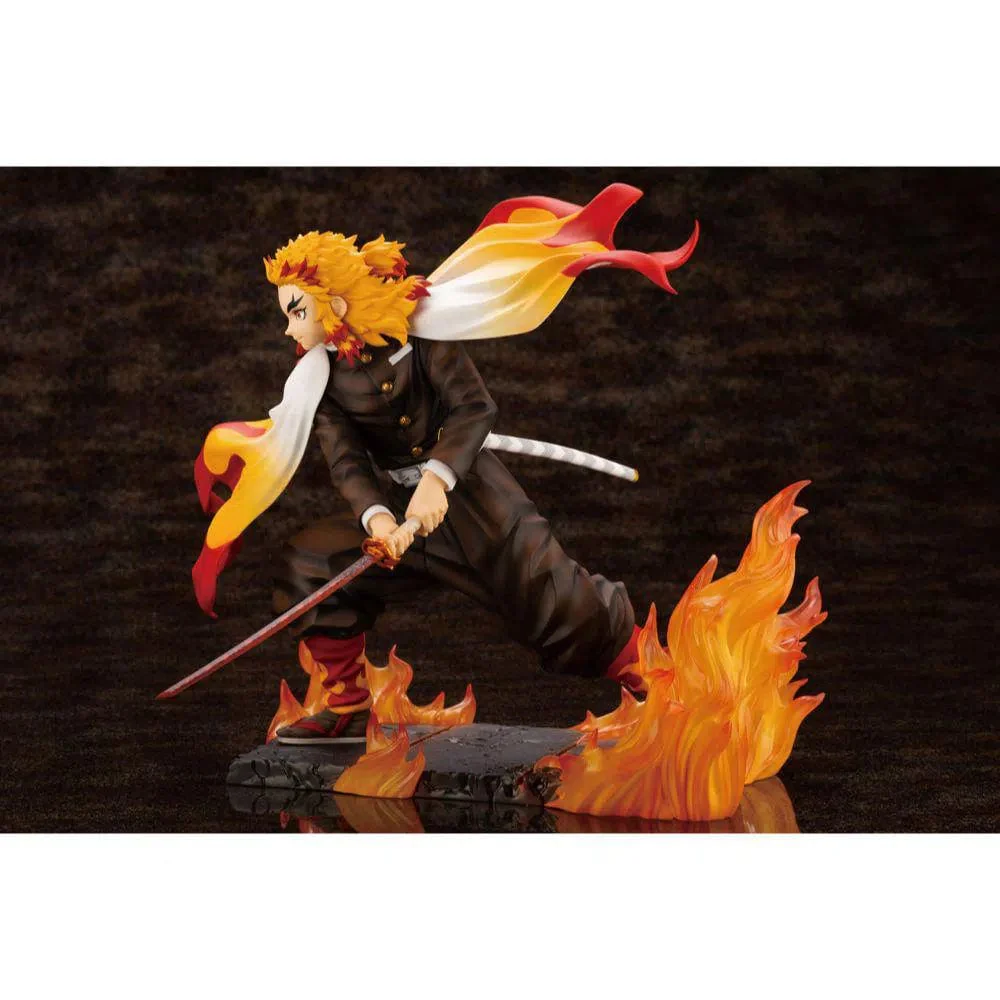 Demon Slayer - Flame Breathing Kyojuro Rengoku Figure (1:8 Scale) - Kotobukiya - ArtFX J Series - Image 5