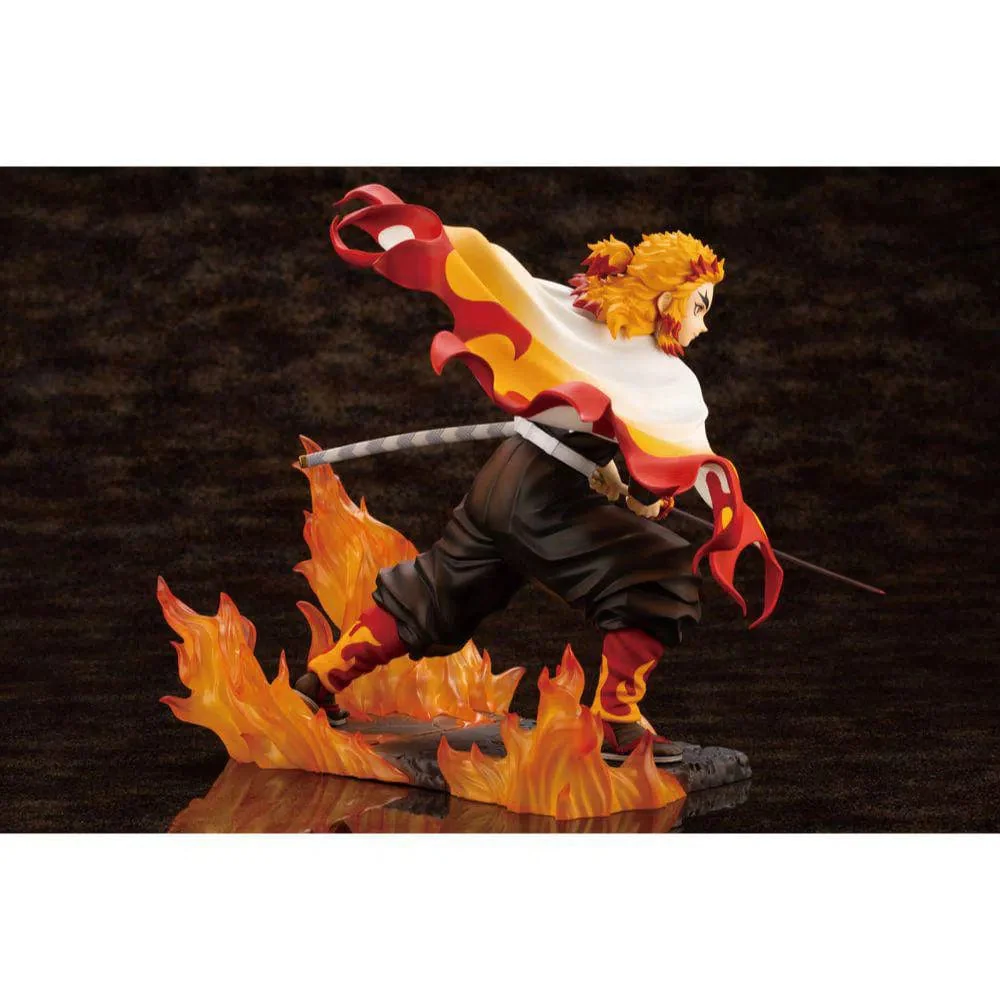 Demon Slayer - Flame Breathing Kyojuro Rengoku Figure (1:8 Scale) - Kotobukiya - ArtFX J Series - Image 6