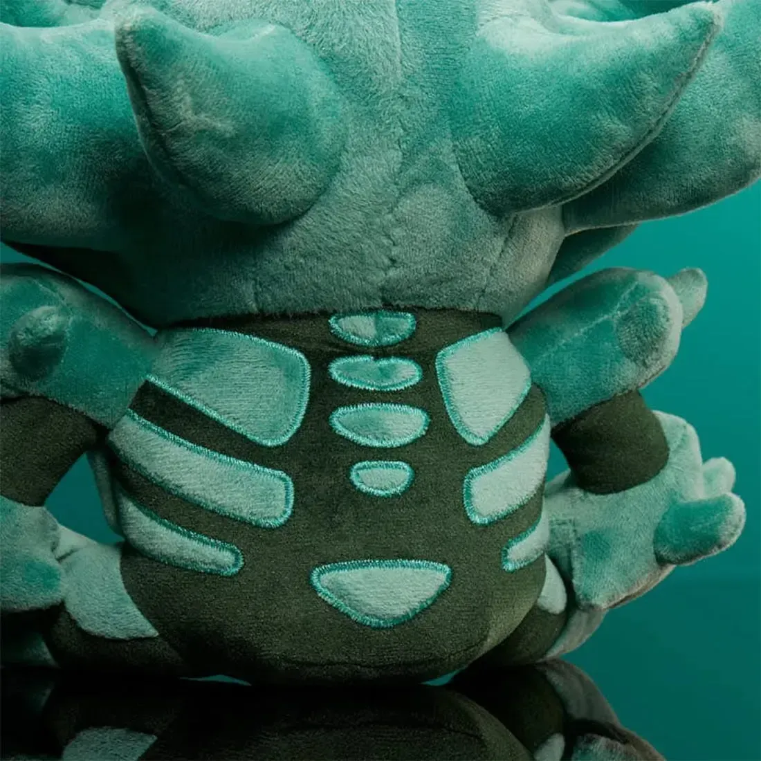 Destiny - Crota, Son of Oryx Plush (10.5") - Numskull - Image 7