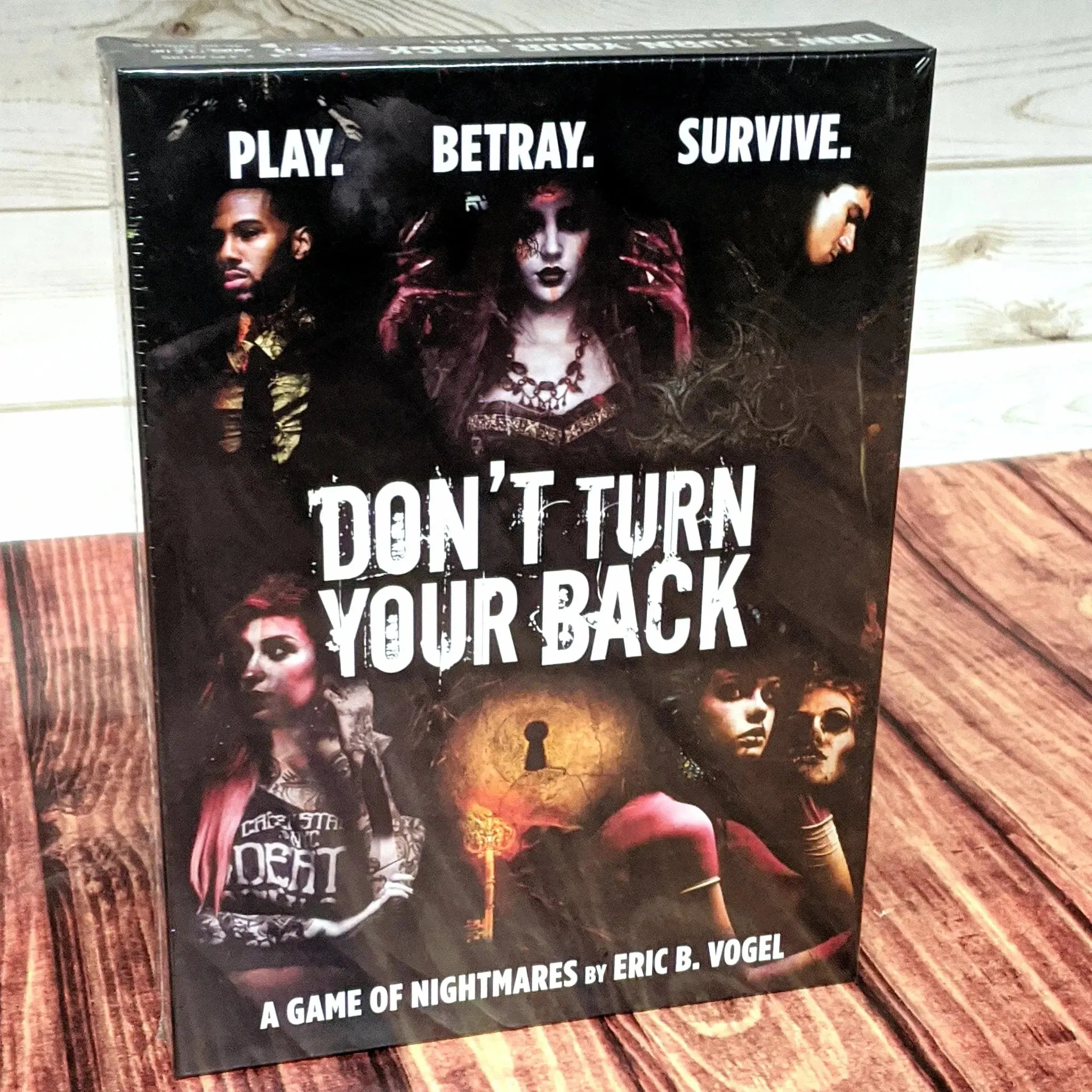 Don't Turn Your Back - Board Game - Image 3