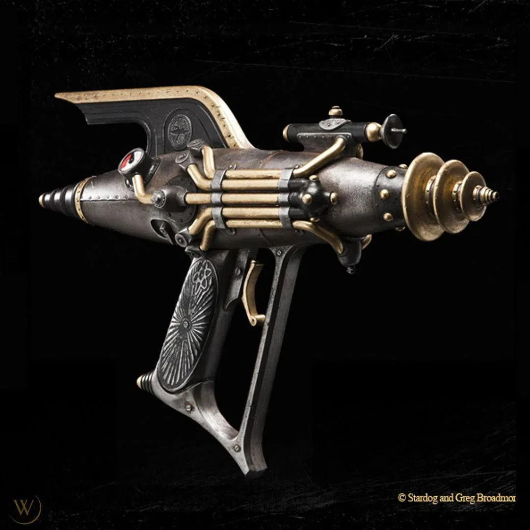 Dr. Grordbort's - Rightous Bison Raygun Cosplay Prop Replica (1:1 Scale) - Weta Workshop - Indivisible Particle Smasher - Image 4
