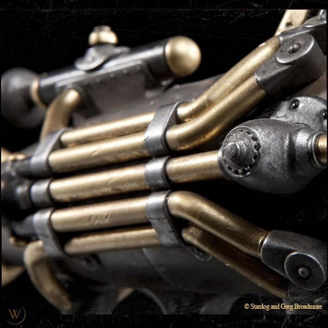 Dr. Grordbort's - Rightous Bison Raygun Cosplay Prop Replica (1:1 Scale) - Weta Workshop - Indivisible Particle Smasher - Image 5