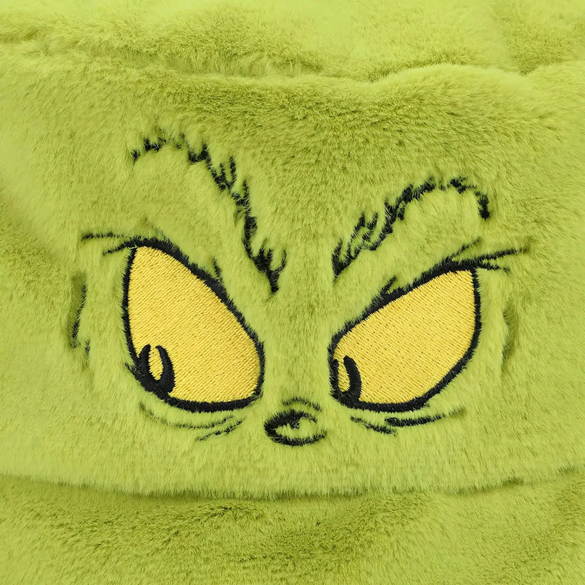Dr. Seuss: The Grinch - Fuzzy Faux Fur Bucket Hat - Bioworld - Image 6