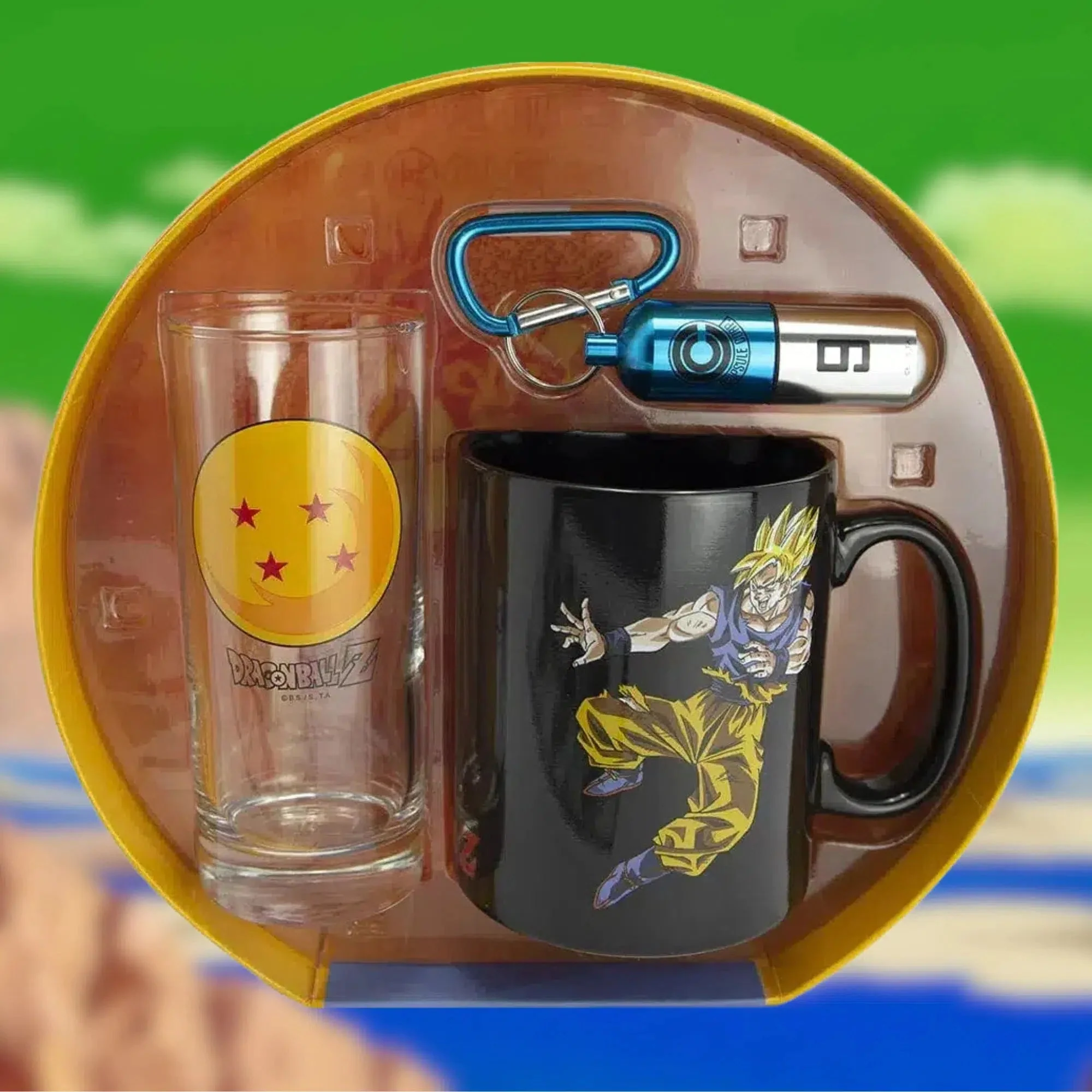 Dragon Ball Z - Premium Gift Set - ABYstyle - 16 oz. Heat-Changing Mug, 10 oz. Drinking Glass, Keychain - Image 6
