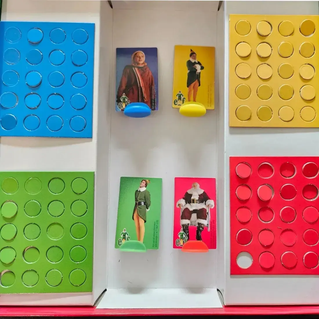 Elf Card Scramble - Party Movies Board Game for Adults, and Family (2-4 Players, Ages 12+) - Aquarius - Image 9