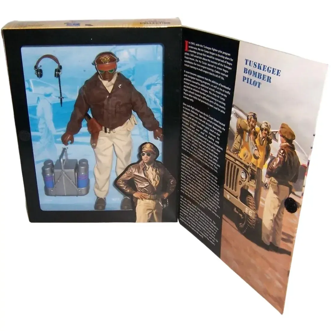 G.I. Joe [Classic Collection] - Tuskegee Bomber Pilot Action Figure (12") - Hasbro (1996) - Image 2