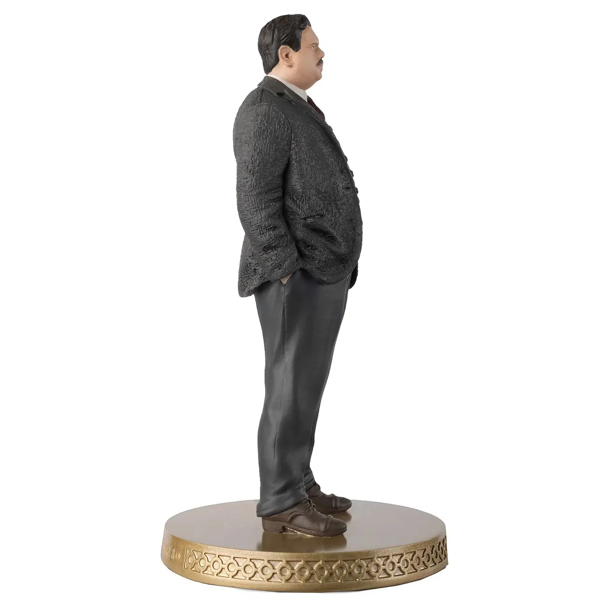 Harry Potter: Fantastic Beasts - Jacob Kowalski Figure (1:16 Scale) - Eaglemoss Collections - Wizarding World Figurine Collection Series - Image 5
