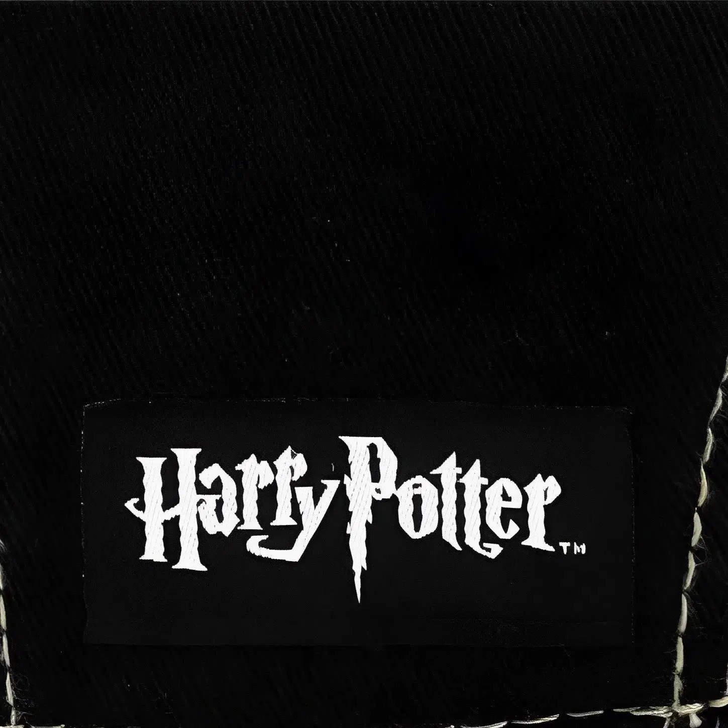 Harry Potter - Hogwarts Crest Patch Hat (Embroidered) - Bioworld - Image 6