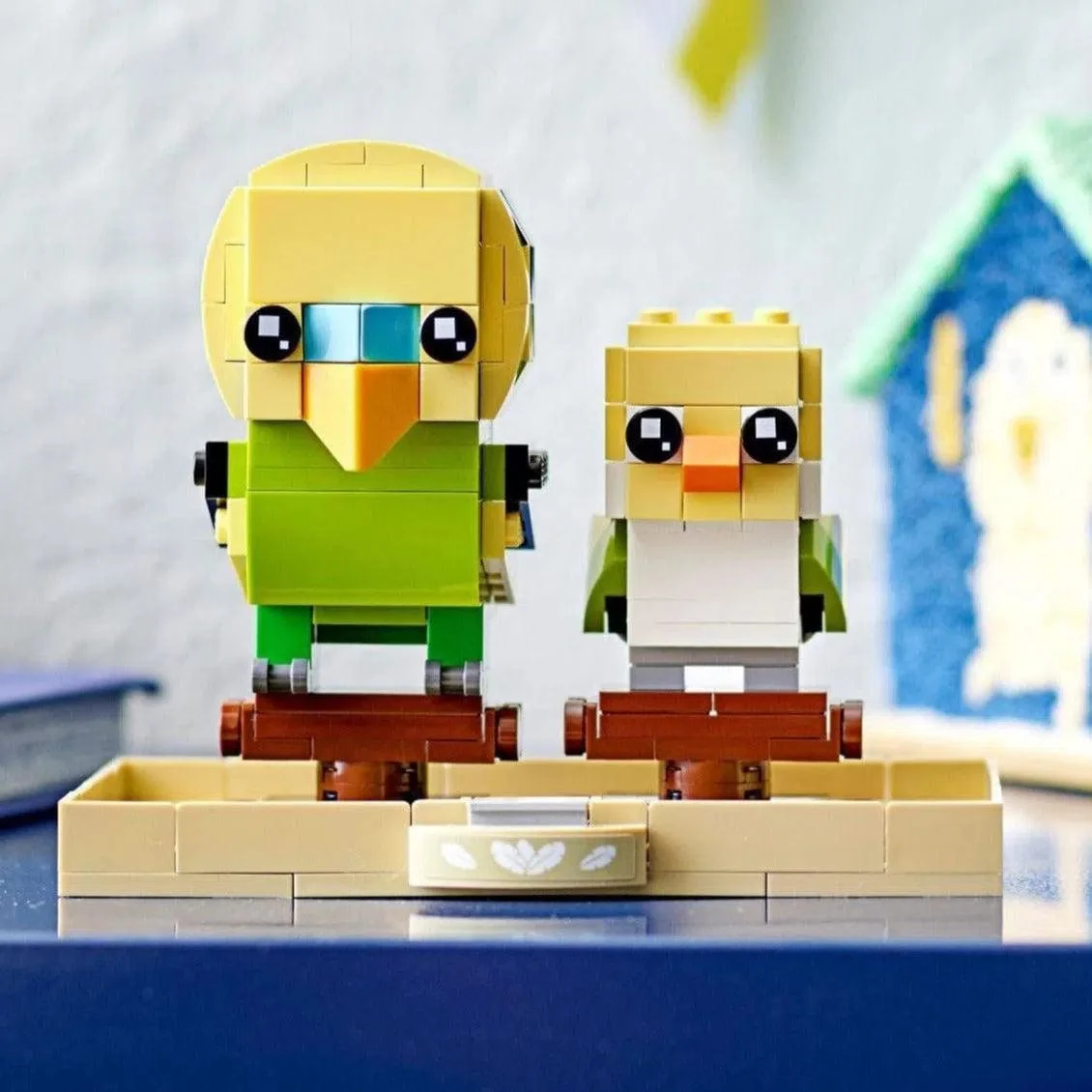 LEGO [BrickHeadz] - Budgies Building Set - Pets Series (40443) - Image 2