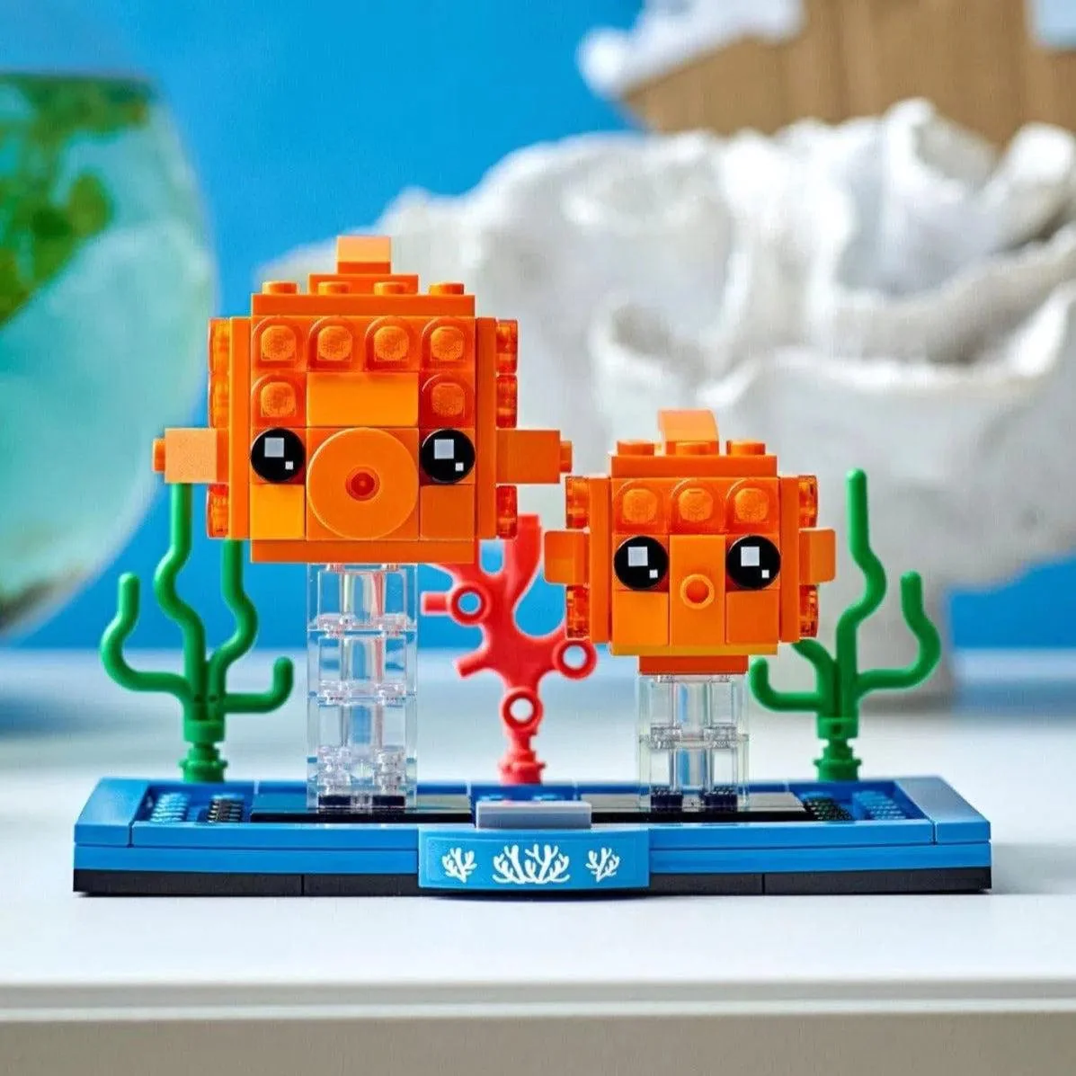 LEGO [BrickHeadz] - Goldfish Building Set - Pets Series (40442) - Image 3