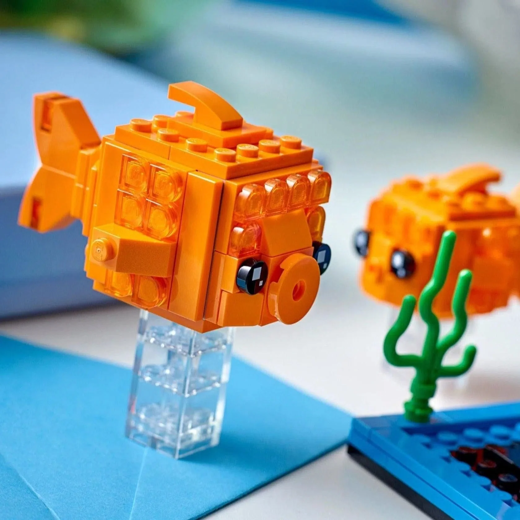 LEGO [BrickHeadz] - Goldfish Building Set - Pets Series (40442) - Image 5