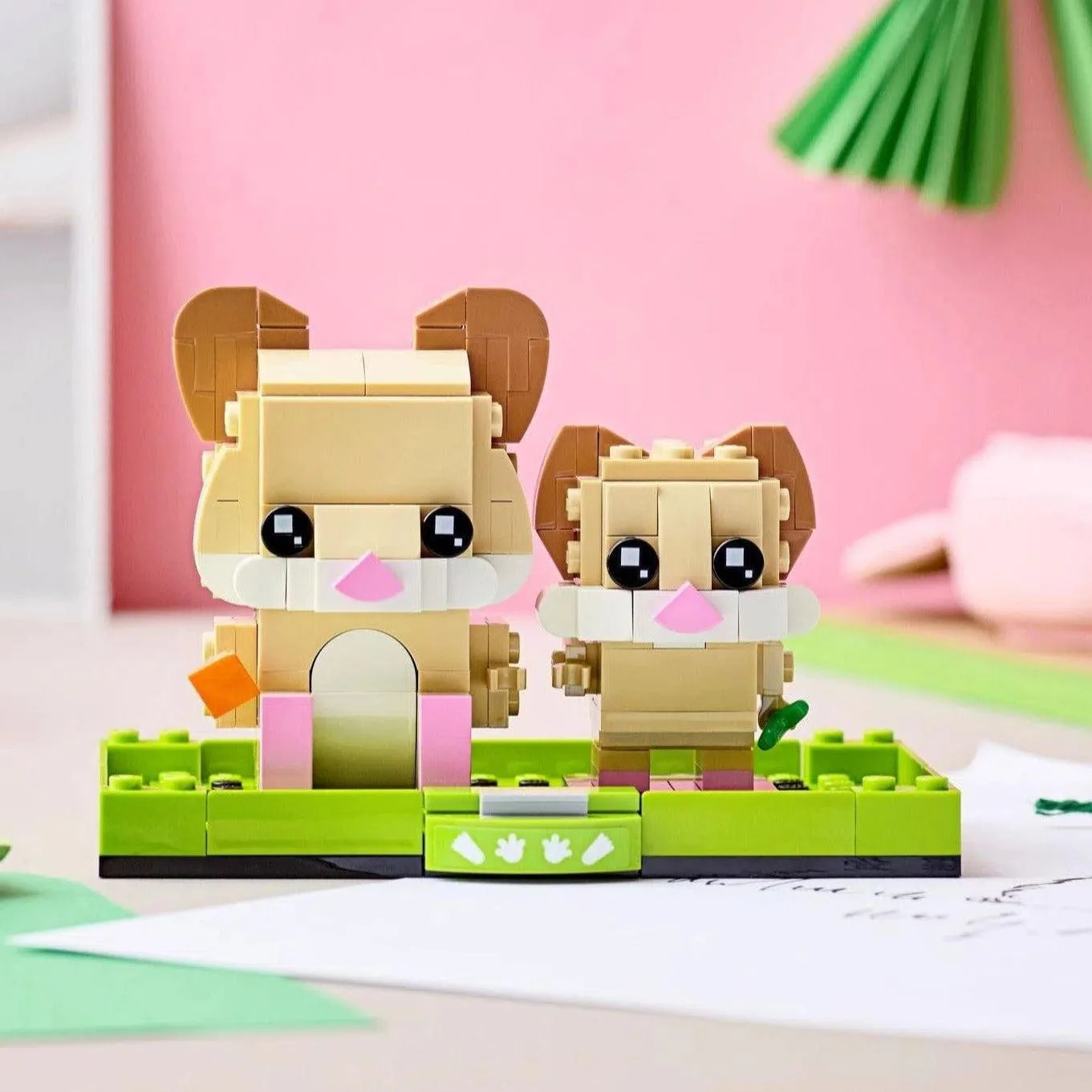 LEGO [BrickHeadz] - Hamster Building Set - Pets Series (40482) - Image 2