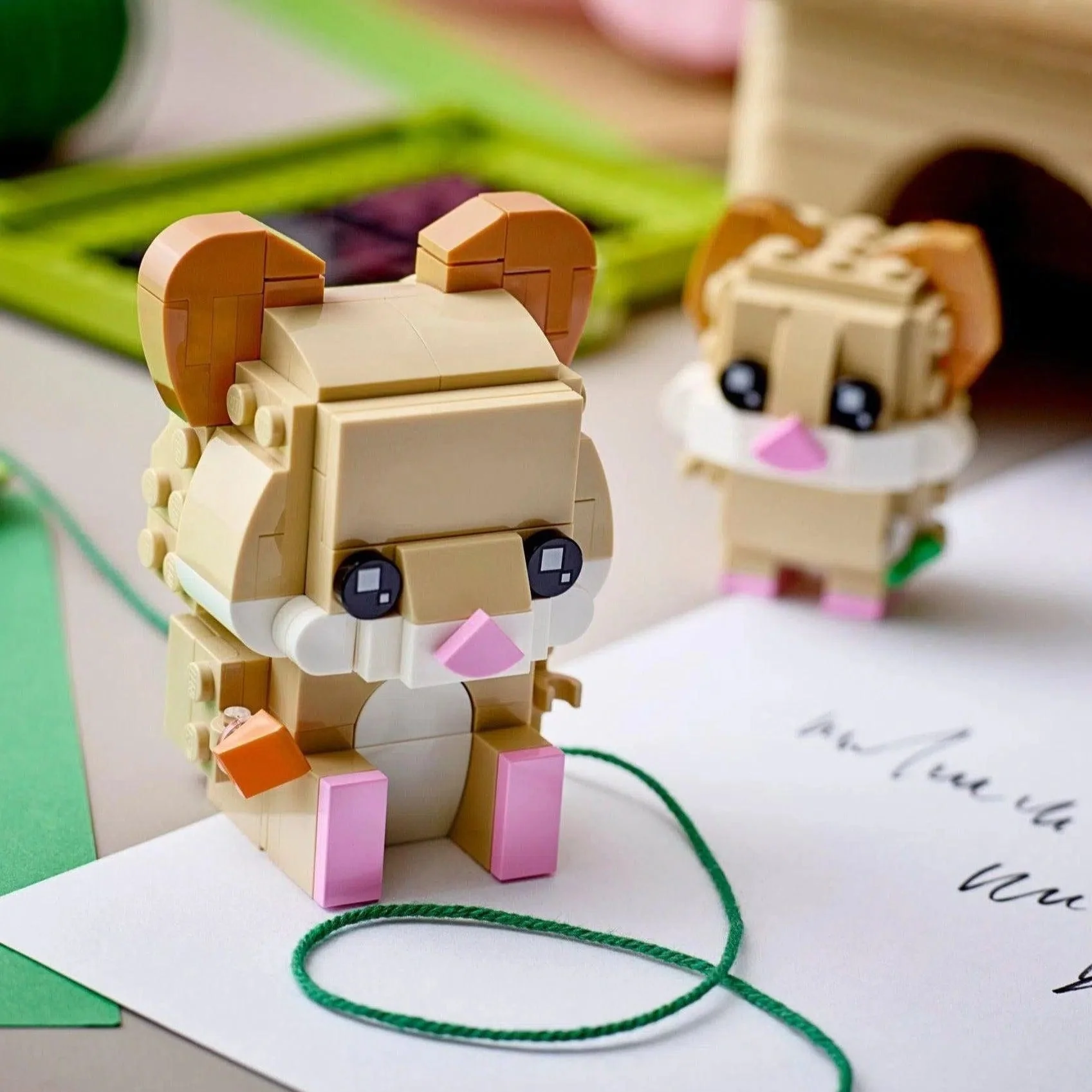LEGO [BrickHeadz] - Hamster Building Set - Pets Series (40482) - Image 4