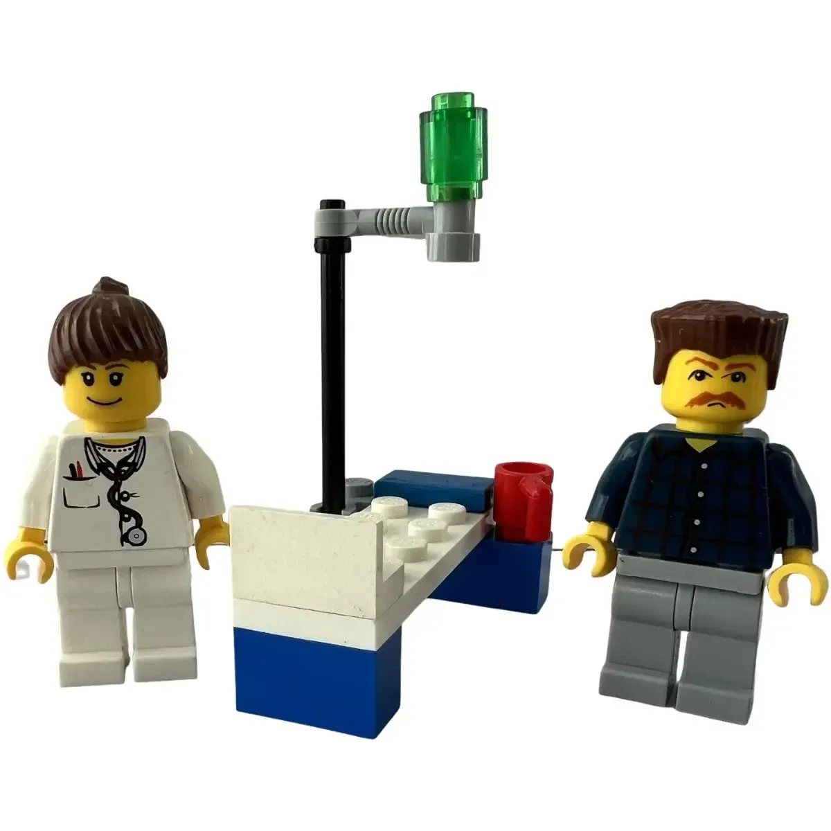 LEGO [City] - Doc & Patient Building Set - Medical Series (4936) - Image 2