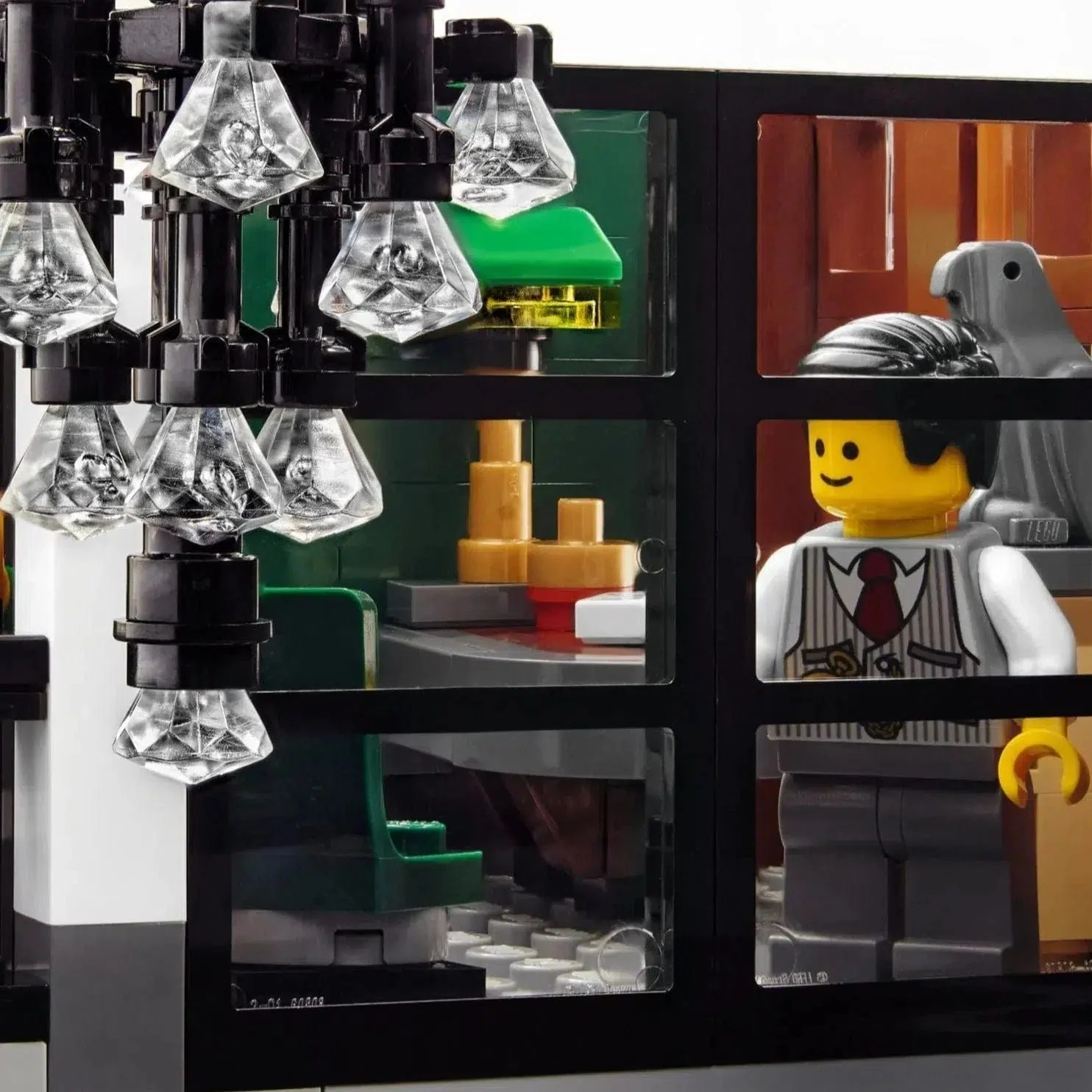 LEGO [Creator Expert] - Brick Bank Building Set - Modular Buildings Collection Series (10251) - Image 12