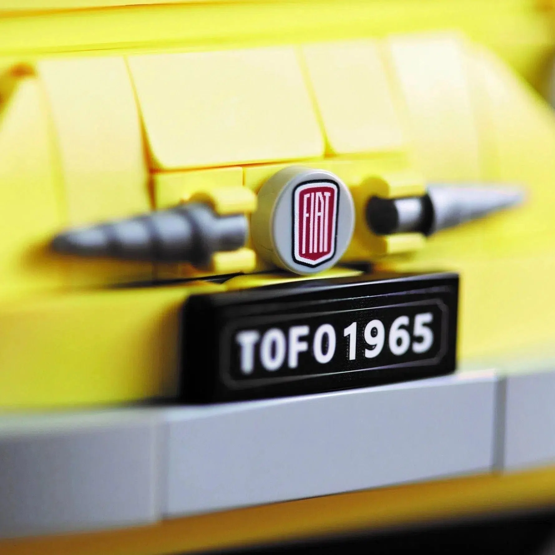 LEGO [Creator Expert] - Fiat 500 Building Set - Vehicles Series (10271) - Image 3