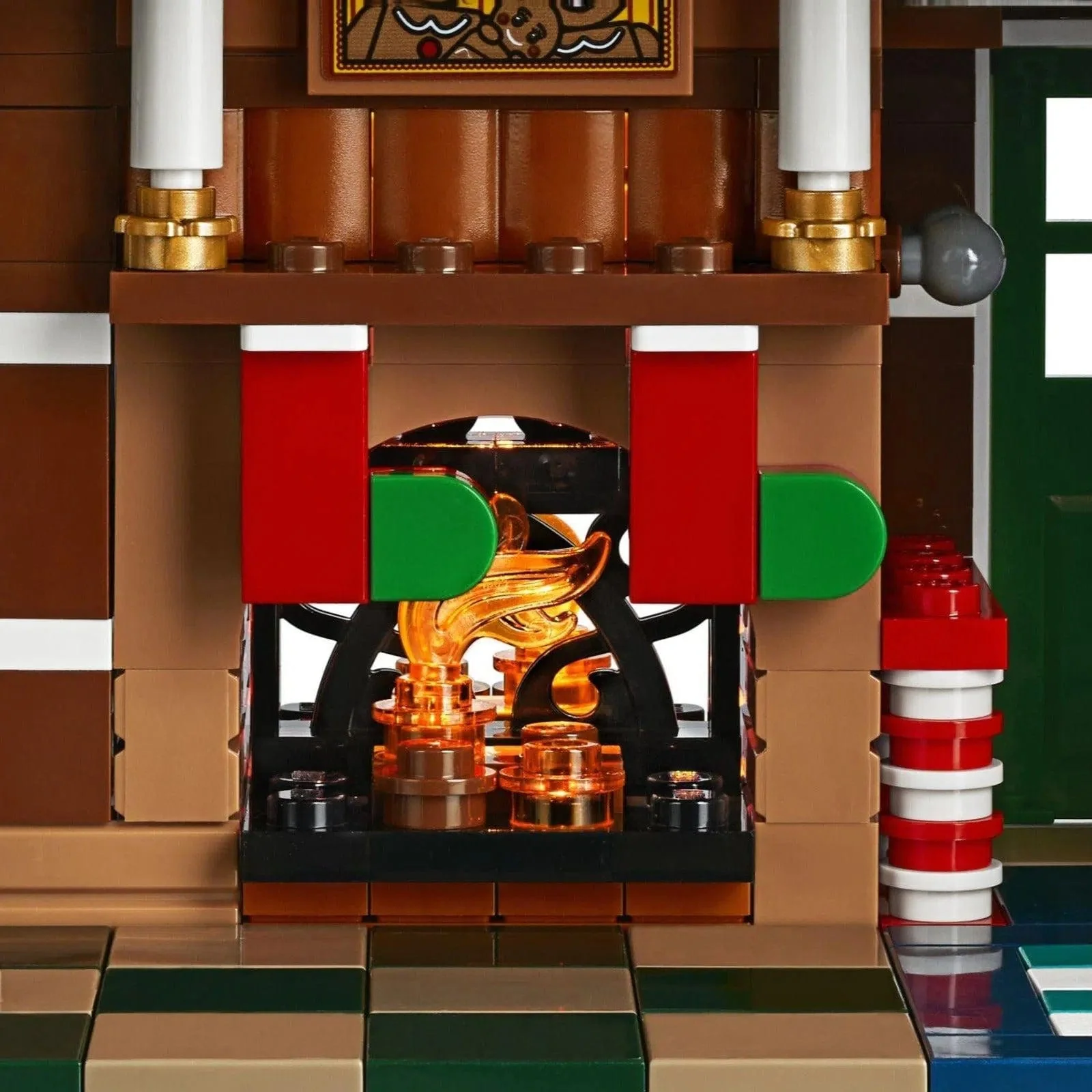 LEGO [Creator Expert] - Gingerbread House Building Set - Winter Village Collection Series (10267) - Image 11
