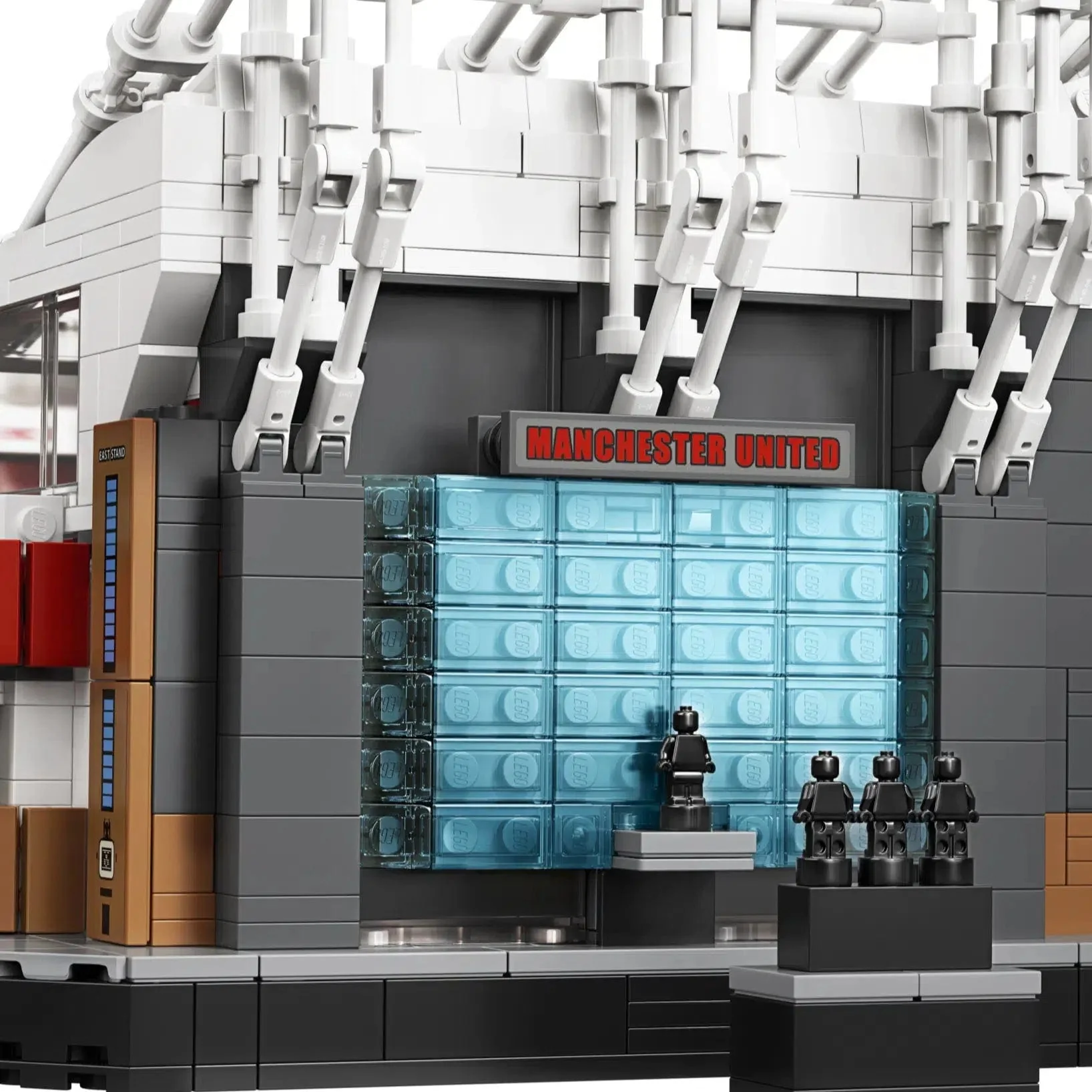 LEGO [Creator Expert] - Old Trafford - Manchester United Building Set - Stadiums Series (10272) - Image 9