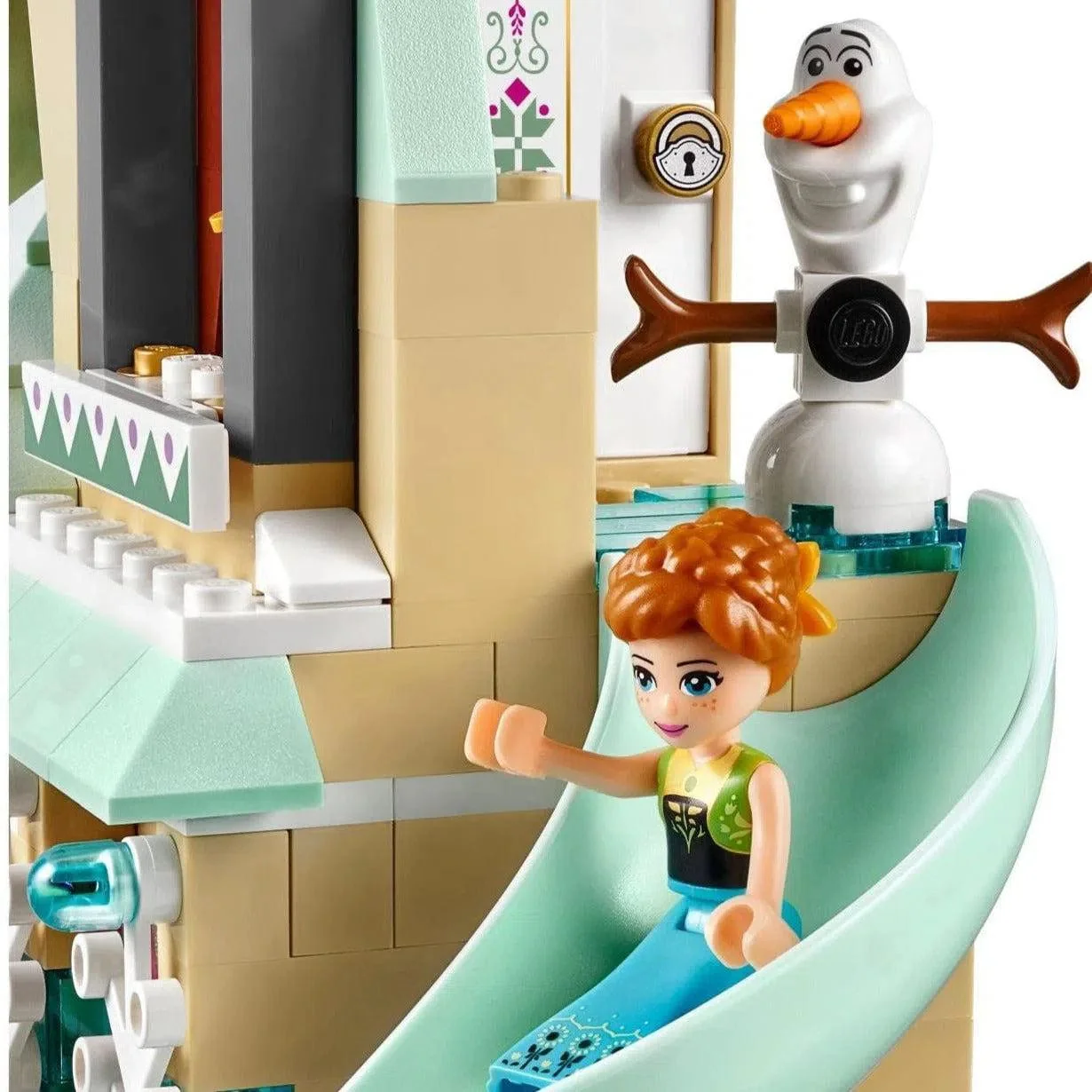 LEGO [Disney] - Arendelle Castle Celebration Building Set - Frozen Series (41068) - Image 5