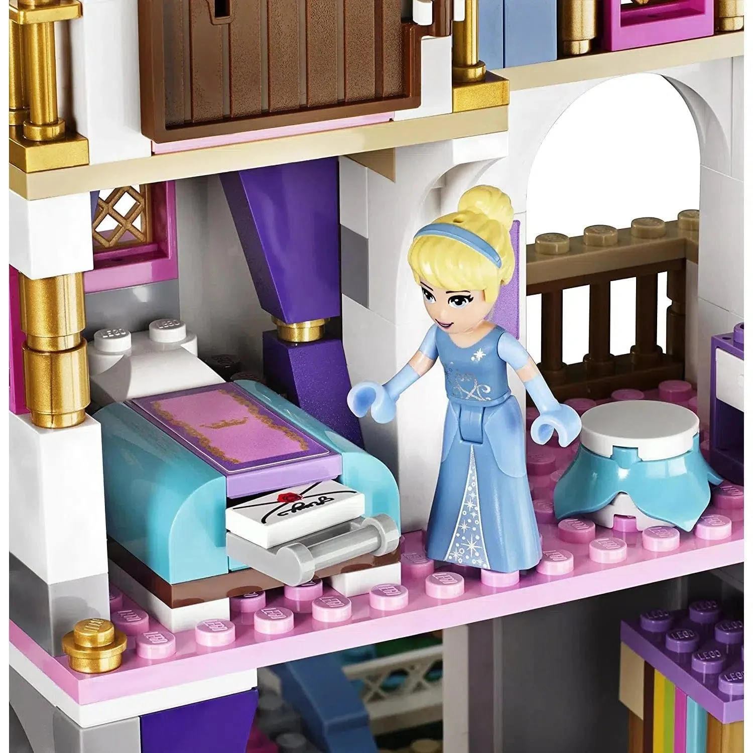 LEGO [Disney] - Cinderella's Romantic Castle Building Set - Cinderella Series (41055) - Image 7