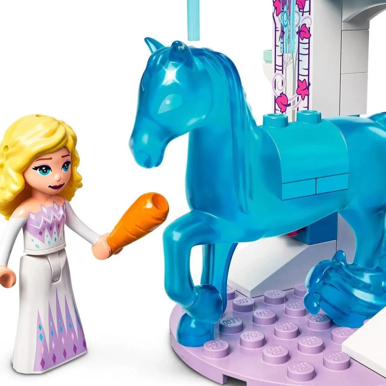 LEGO [Disney] - Elsa's Wagon Adventure Building Set - Frozen II Series (41166) - Image 4