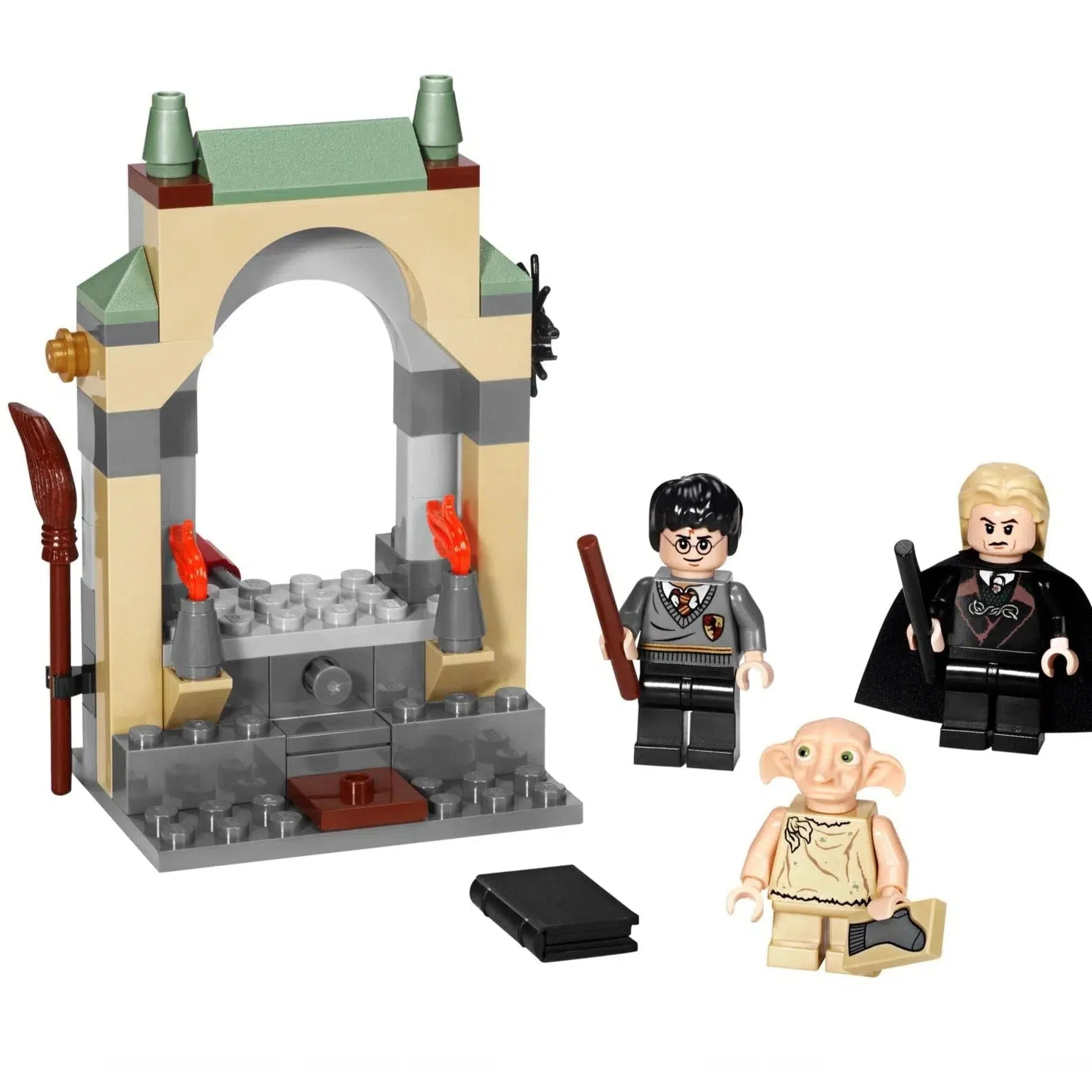 LEGO [Harry Potter] - Freeing Dobby Building Set - Chamber of Secrets Series (4736) - Image 2
