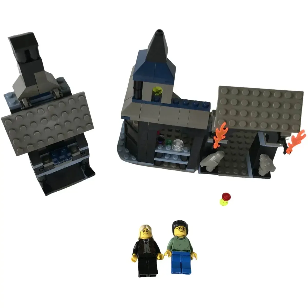 LEGO [Harry Potter] - Knockturn Alley Building Set - Chamber of Secrets Series (4720) - Image 2