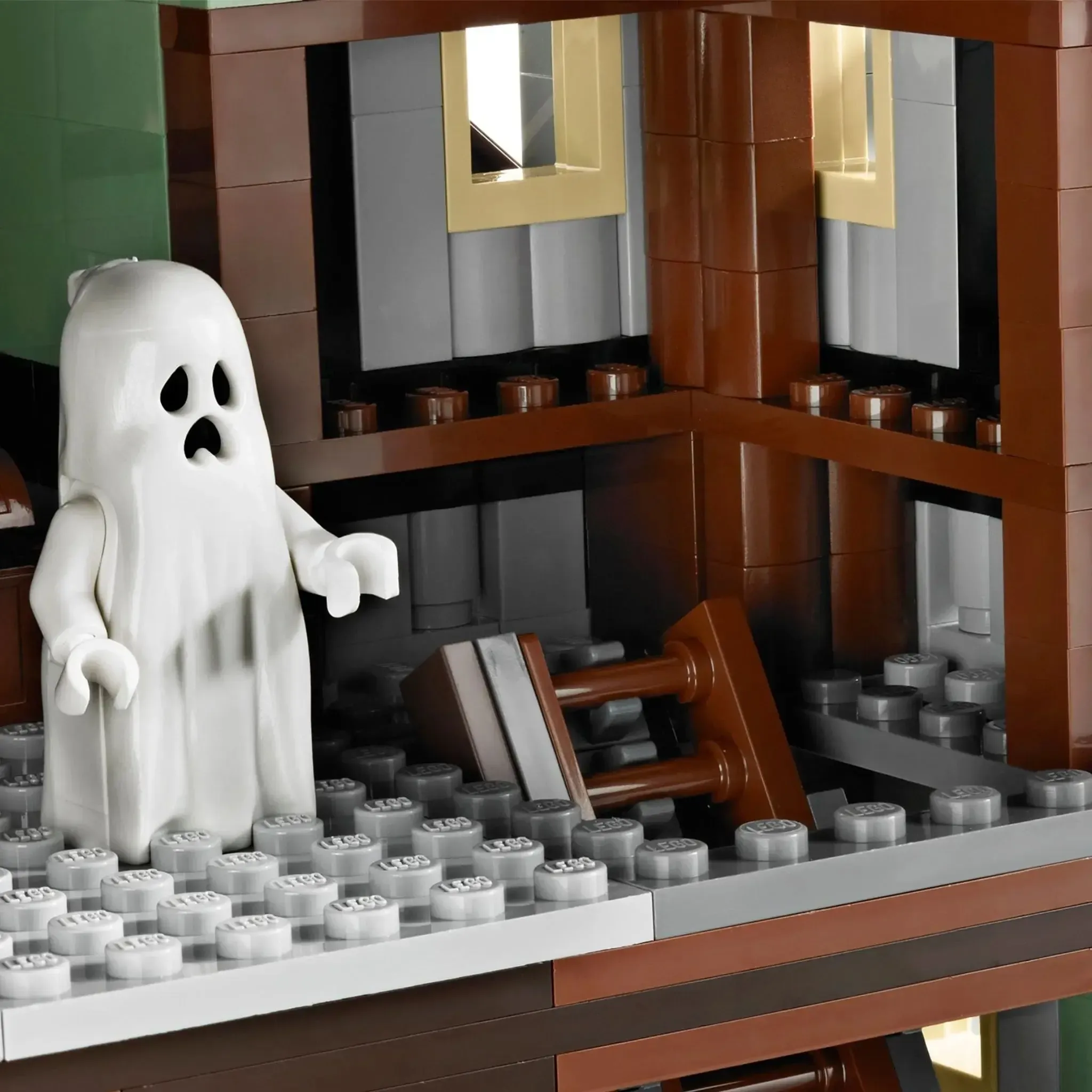 LEGO [Monster Fighters] - Haunted House Building Set - (10228) - Image 11