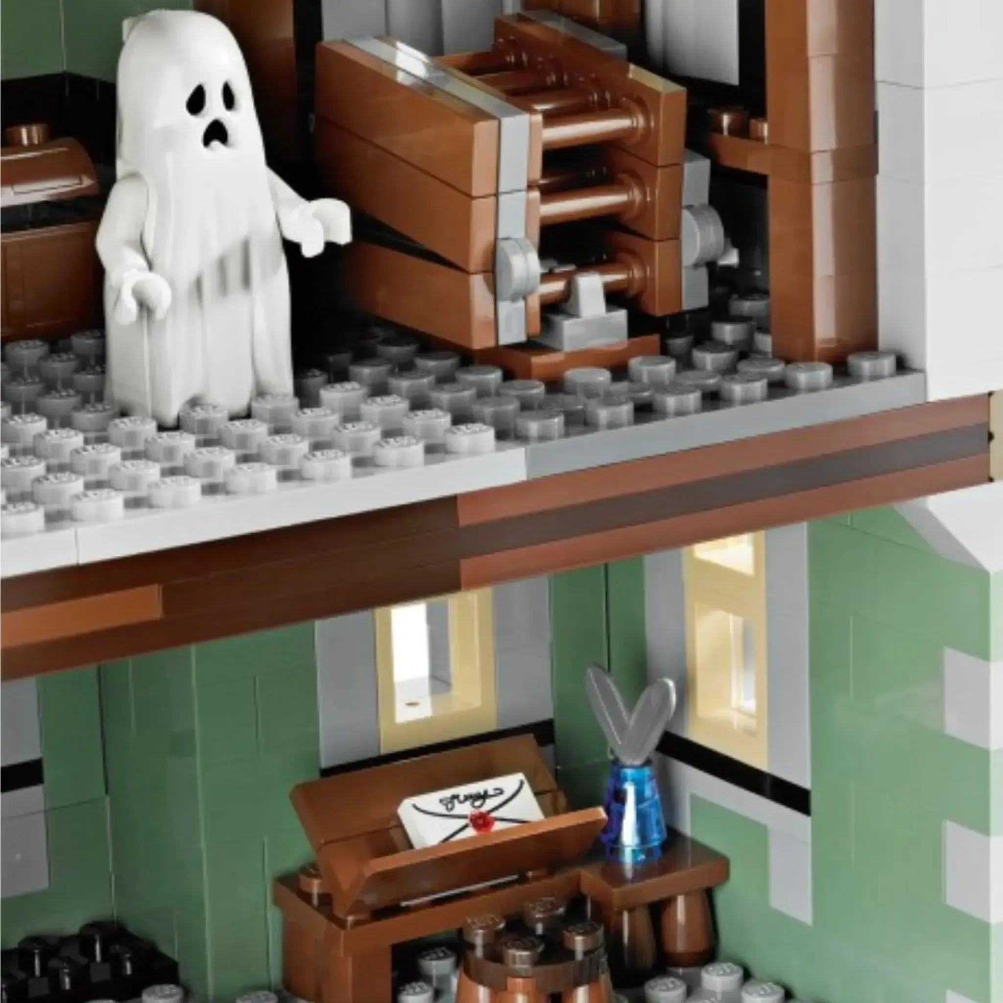 LEGO [Monster Fighters] - Haunted House Building Set - (10228) - Image 8