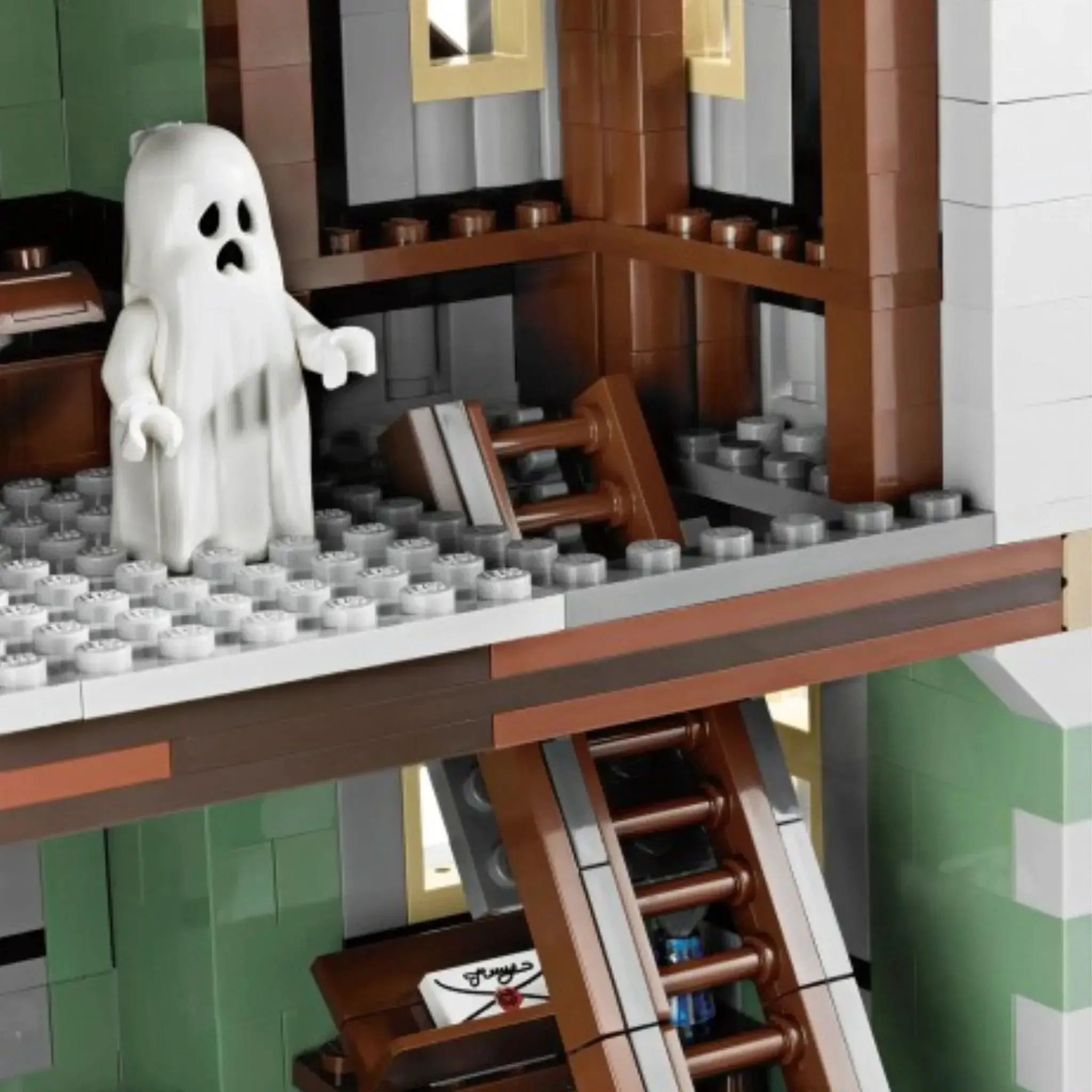 LEGO [Monster Fighters] - Haunted House Building Set - (10228) - Image 9