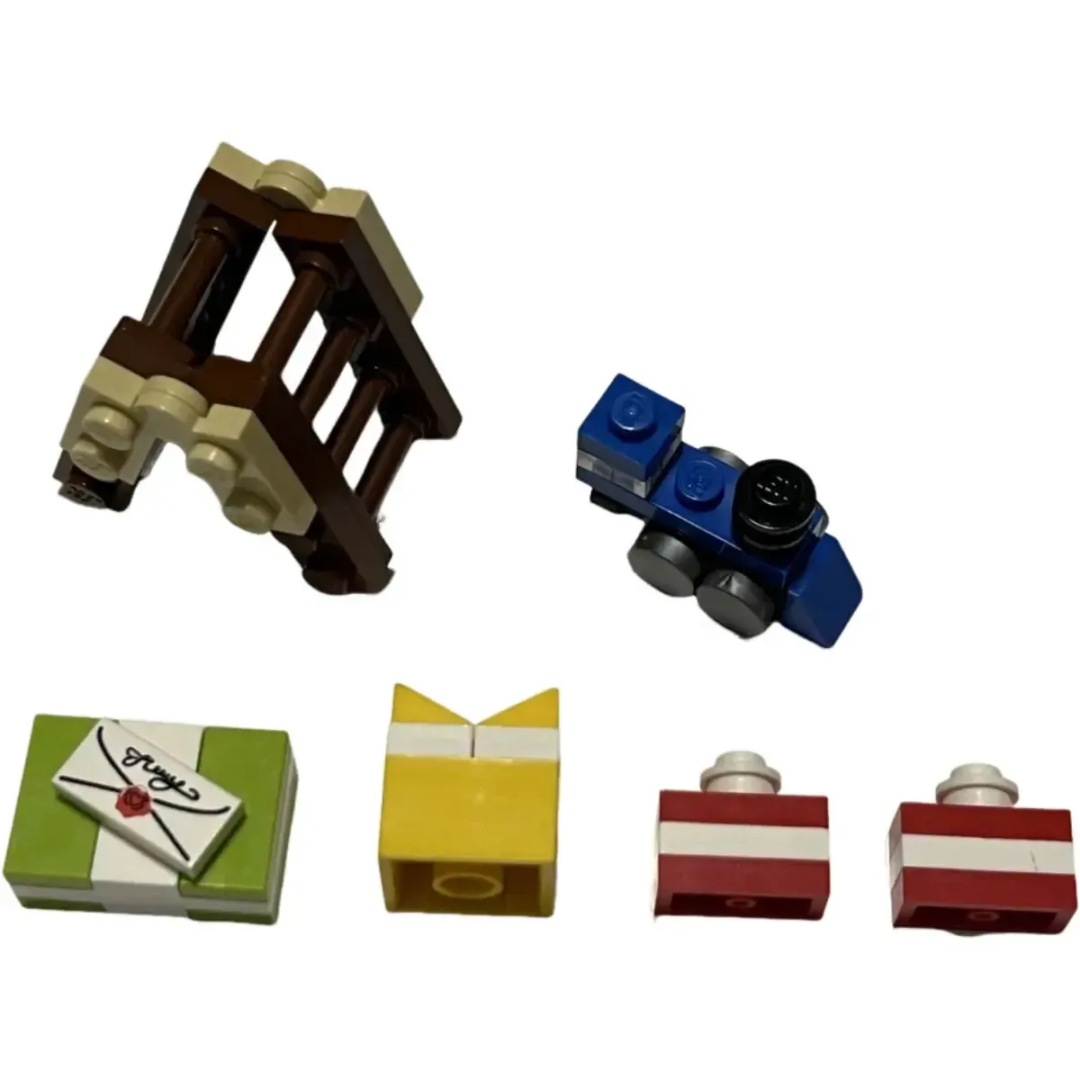 LEGO [Seasonal] - Decorating the Tree Building Set - Christmas Series (40058) - Image 4