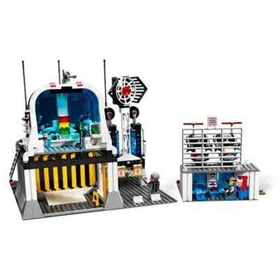 LEGO [Space] - Space Police Central Building Set - Space Police 3 Series (5985) - Image 2