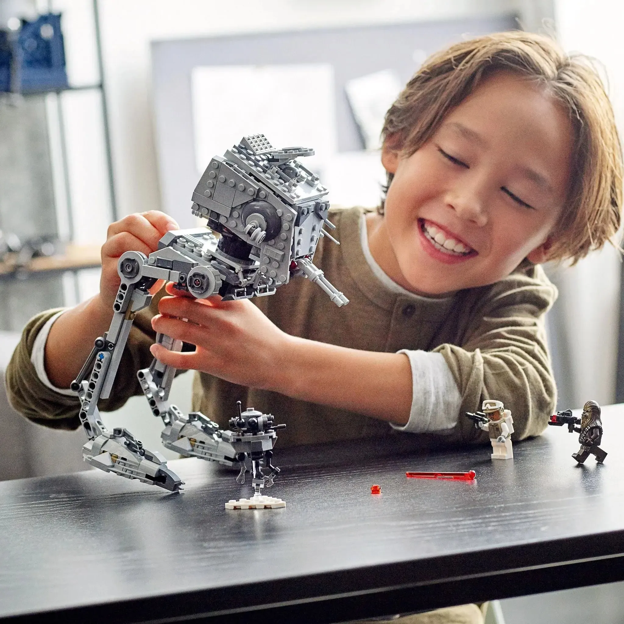 LEGO [Star Wars] - Hoth AT-ST Building Set - Episode V Series (75322) - Image 12