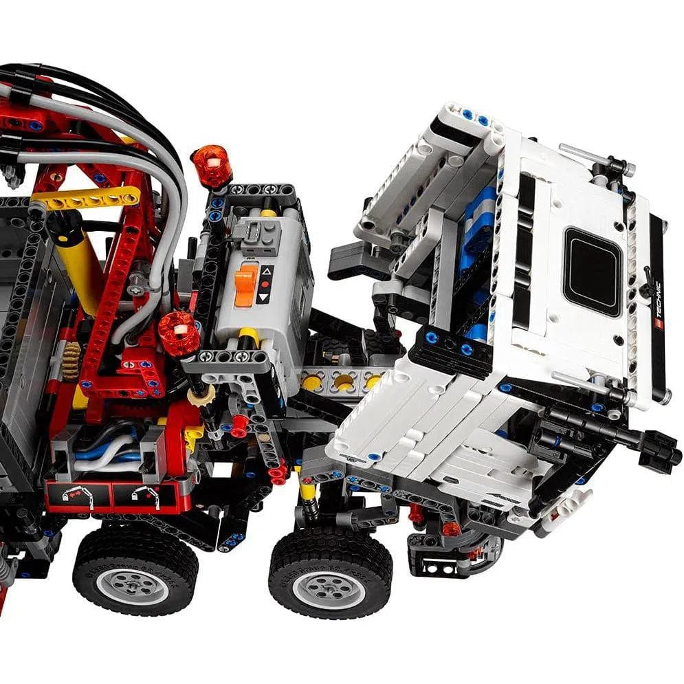 LEGO [Technic] - Mercedes-Benz Arocs 3245 (42043) - Image 5