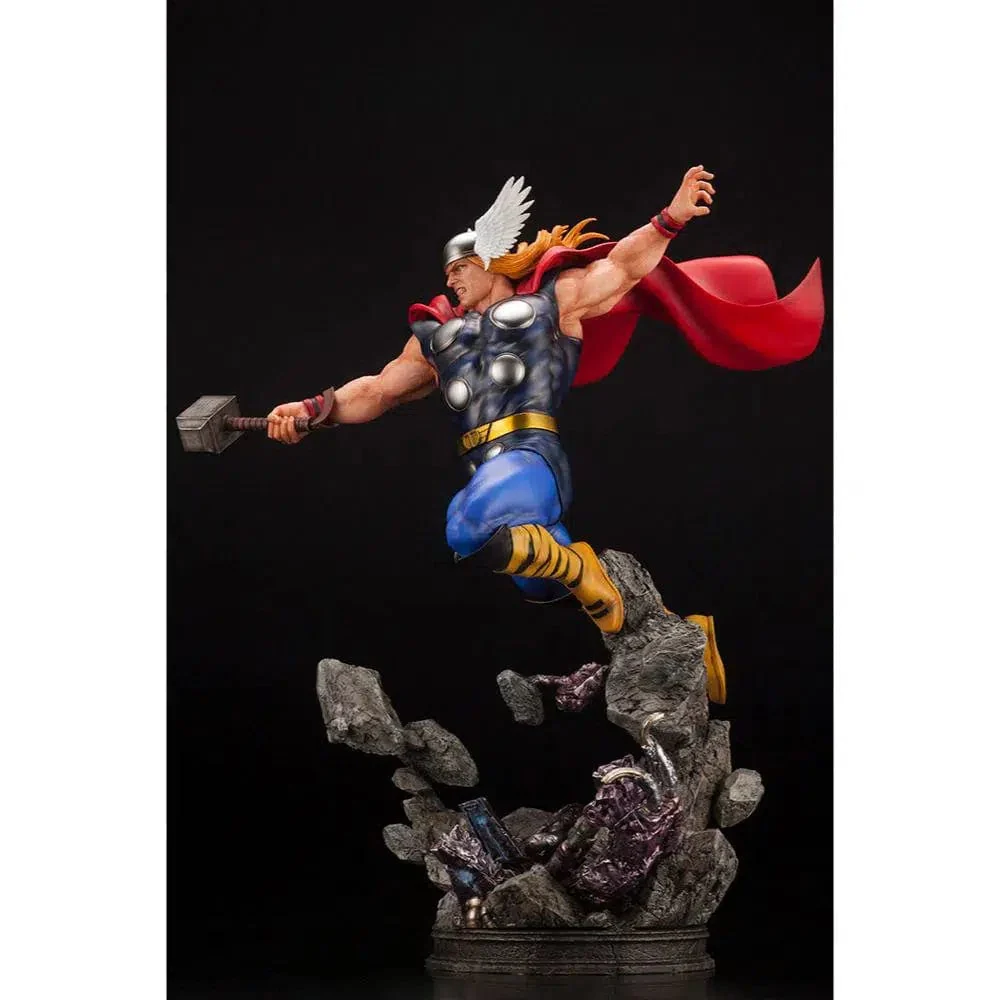 Marvel Comics - Retro Thor Statue Figure (17.5") - Kotobukiya - Fine Art Series - Image 3