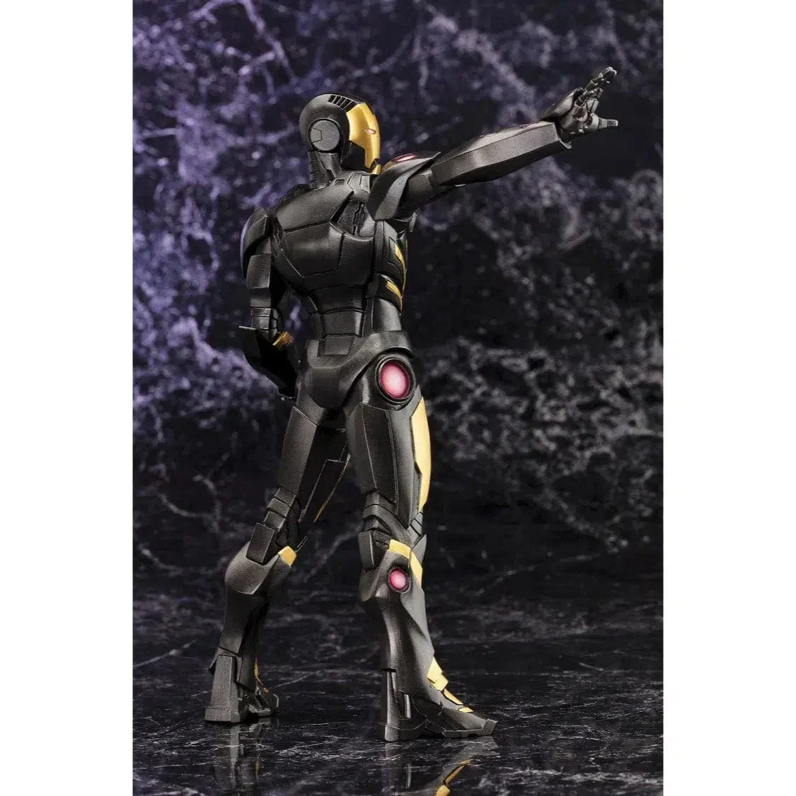 Marvel Now! - Iron Man: Model 42 Figure (Black and Gold Version) - Kotobukiya - ArtFX+ - Image 6