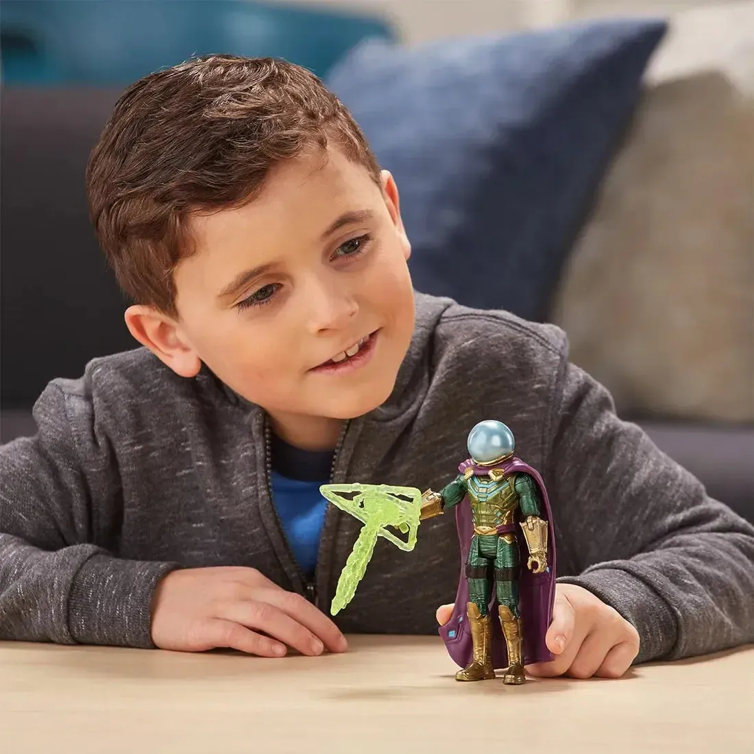 Marvel [Spider-Man: Far From Home] - Mysterio Action Figure (5.25") - Hasbro - Image 6