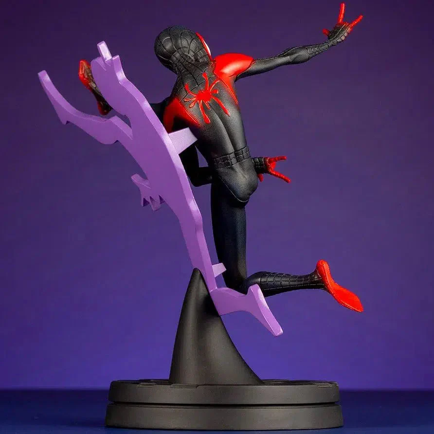 Marvel [Spider-Man Into The Spider-Verse] - Mile Morales Jumping Figure (1:10 Scale) - Kotobukiya - ArtFX+ Series - Image 2