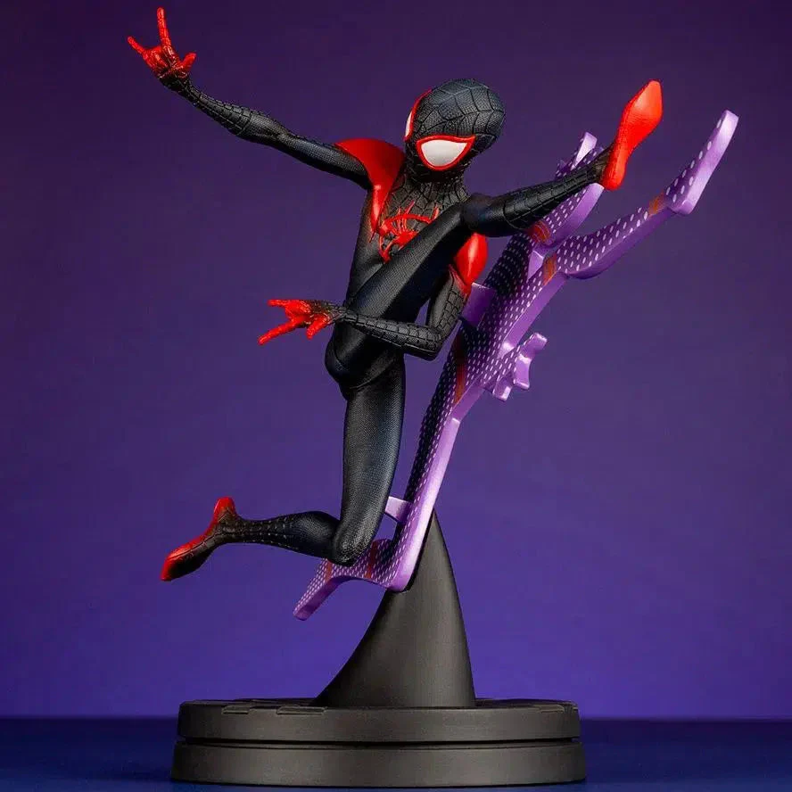 Marvel [Spider-Man Into The Spider-Verse] - Mile Morales Jumping Figure (1:10 Scale) - Kotobukiya - ArtFX+ Series - Image 3