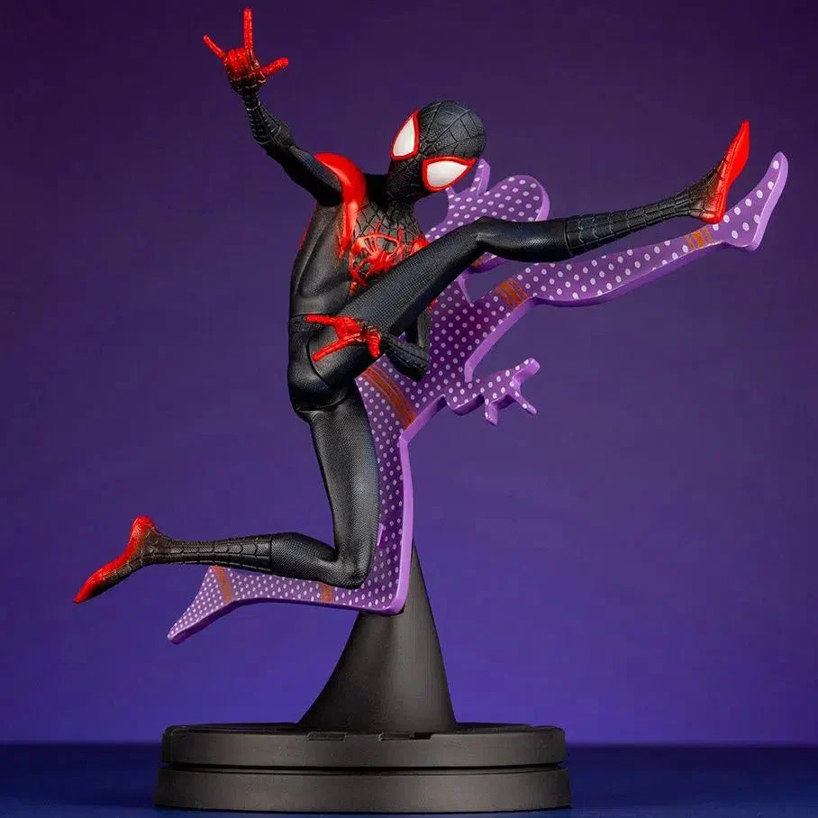 Marvel [Spider-Man Into The Spider-Verse] - Mile Morales Jumping Figure (1:10 Scale) - Kotobukiya - ArtFX+ Series - Image 5
