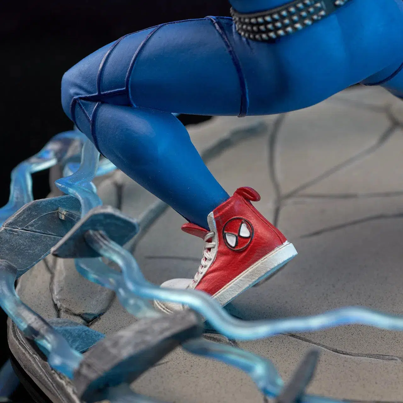 Marvel - Spider-Punk Figure (PlayStation 4 Version) - Diamond Select Toys - Gallery Diorama Series - Image 12
