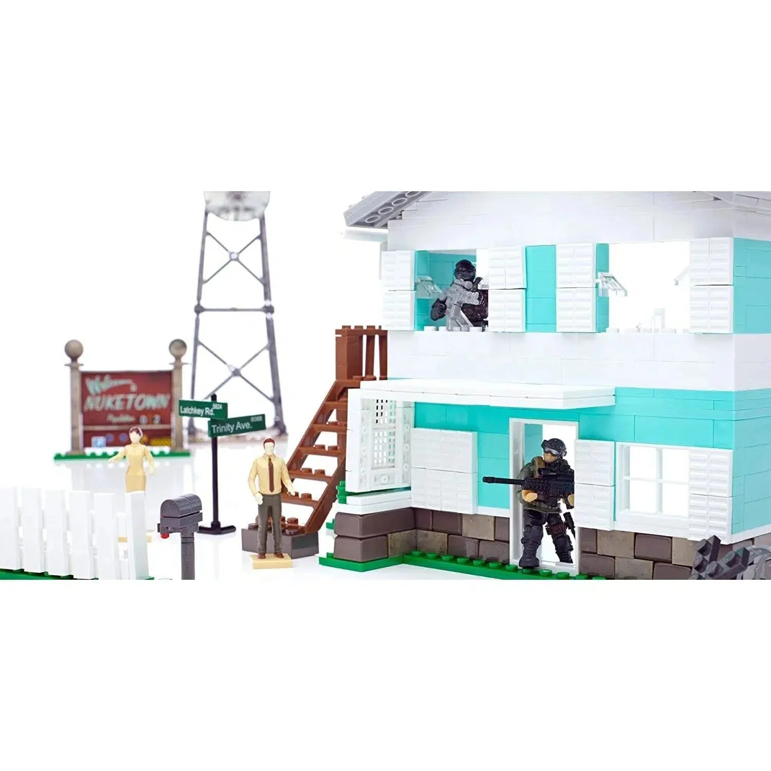 Mega Bloks [Call of Duty] - Nuketown Building Set - Image 3