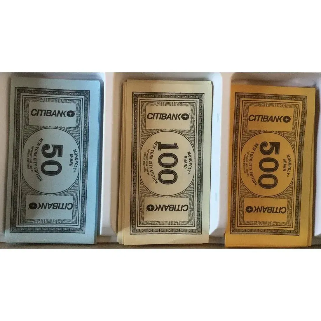 Monopoly: New York City Edition - Economic Civilization Board Game for Family, Adults, and Children (2-8 Players, Ages 8+) - USAopoly - (1995) - Image 7