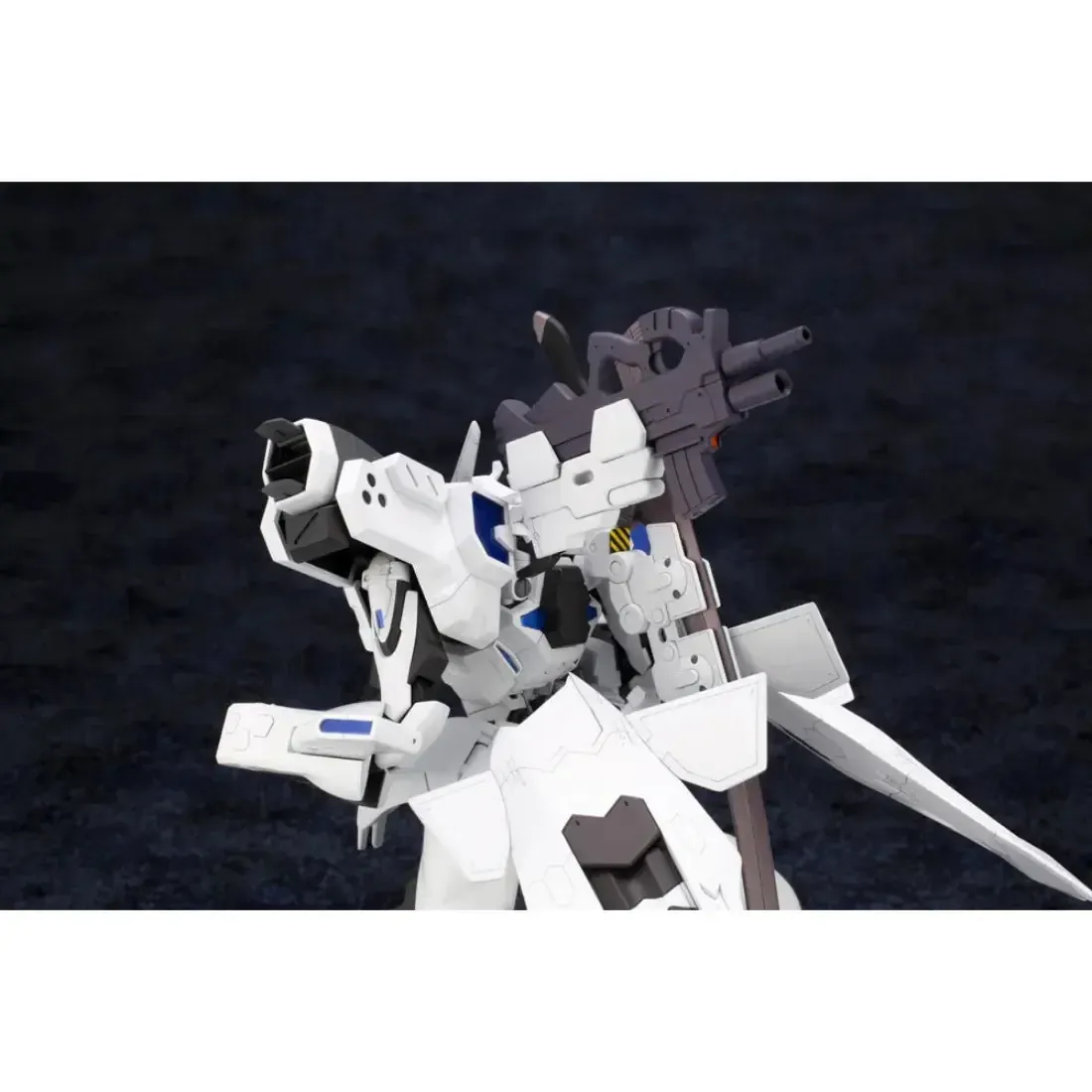 Muv-Luv Alternative Total Eclipse - Shiranui Second Yuya Bridges KI Figure Model Kit (Version 1.5) - Kotobukiya - Image 9