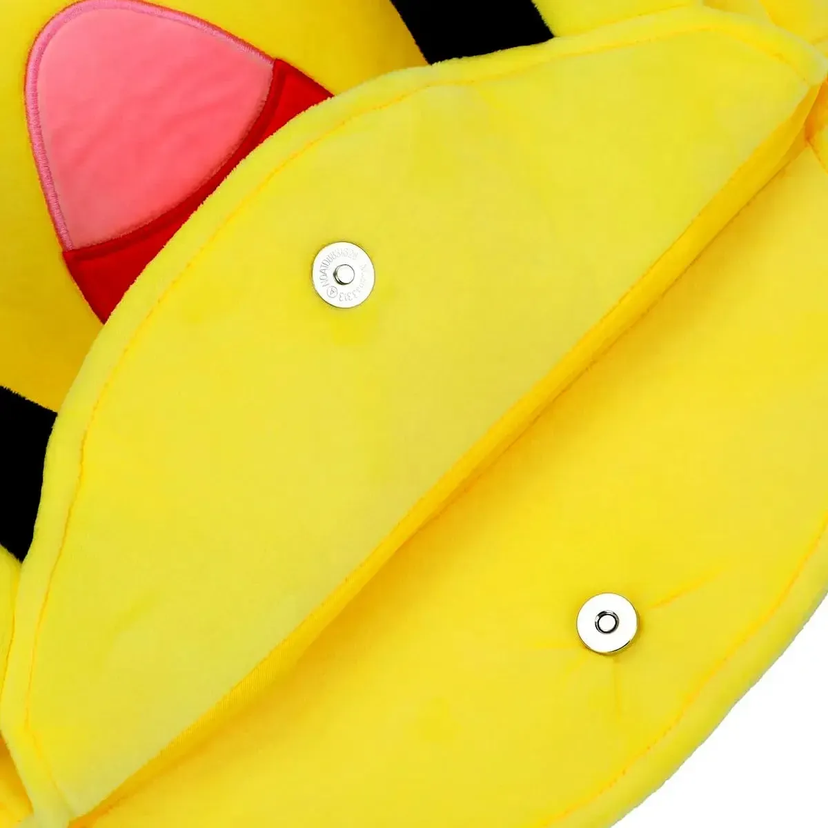 Pokémon - Pikachu Face Carrying Bag (12") - Bioworld - Image 4